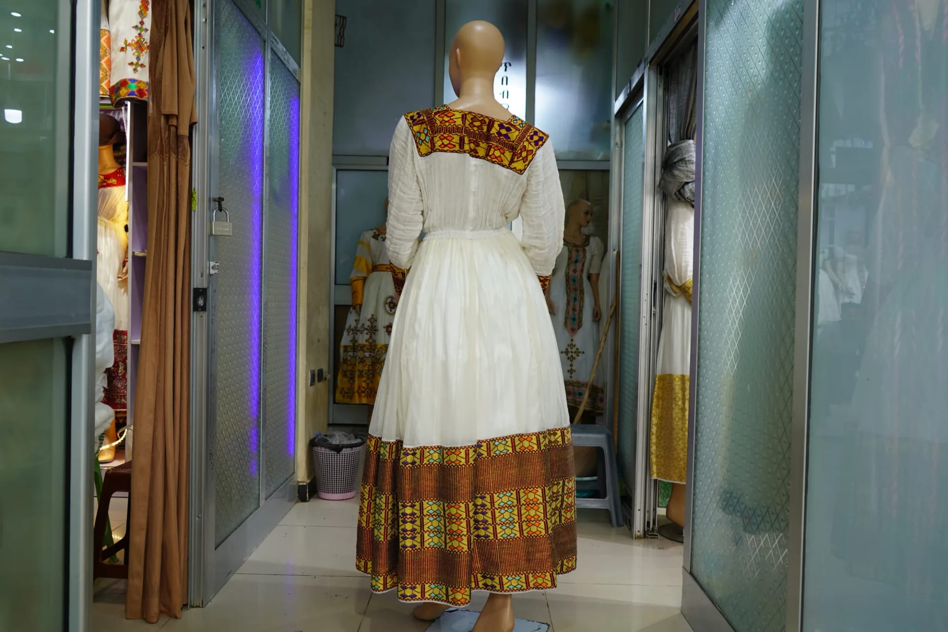 hand made weaven kemis, Gabby, Netela, Shiffon, Habesha Kemis, Hand Made Wool fabric, Back — Mele D Fashion