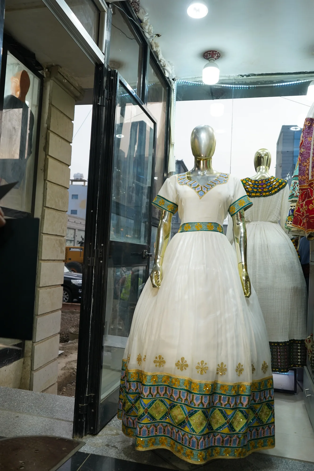 Habesha libs, Habesha Kemis, Front — Finote Sabawian Tibeb