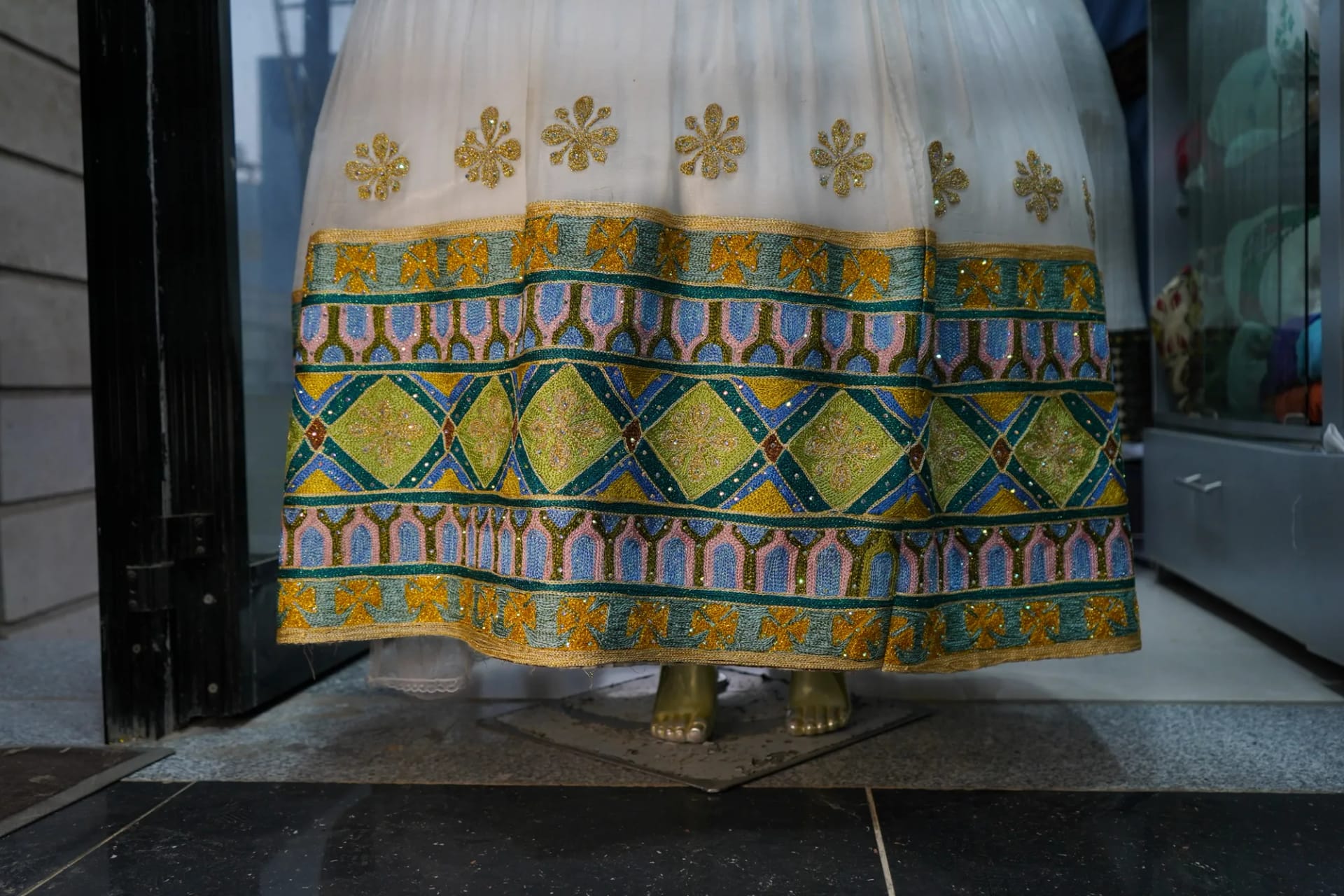 Habesha libs, Habesha Kemis, Detail — Finote Sabawian Tibeb