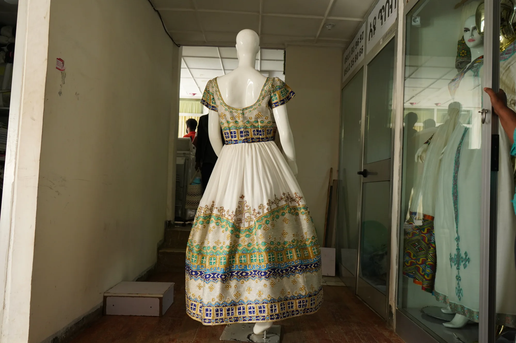 Hand made Weeding Tibeb Kemis, Habesha Kemis, Menen fabric/Cotton wool fabric, Back — Selina Design