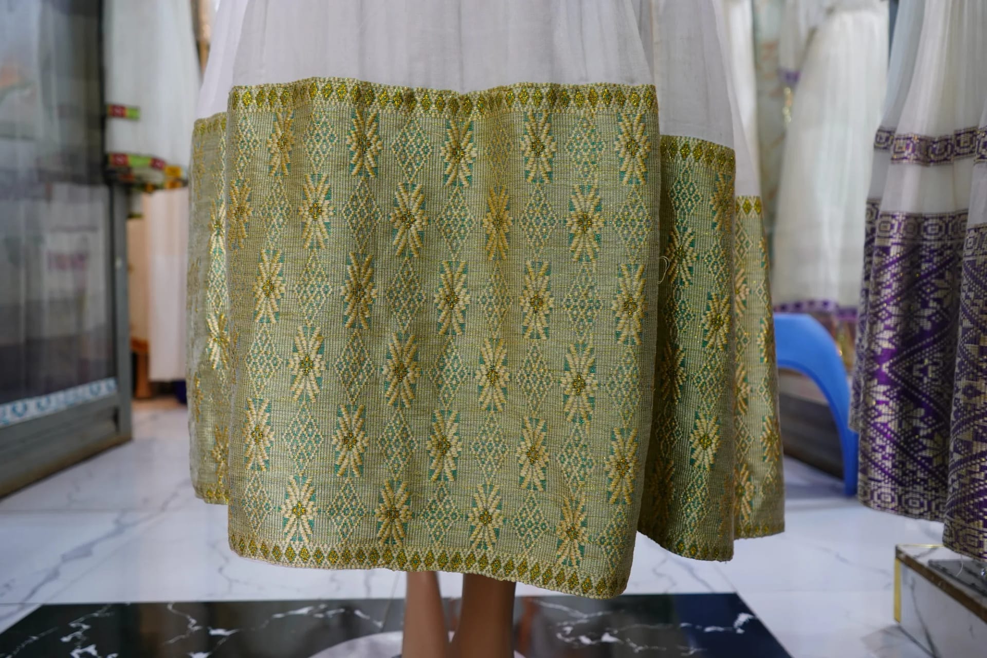 Habesh Tibeb kemis for weeding, Habesha Kemis, Menen - Cotton wool fabric, Detail — Emanda Tibeb