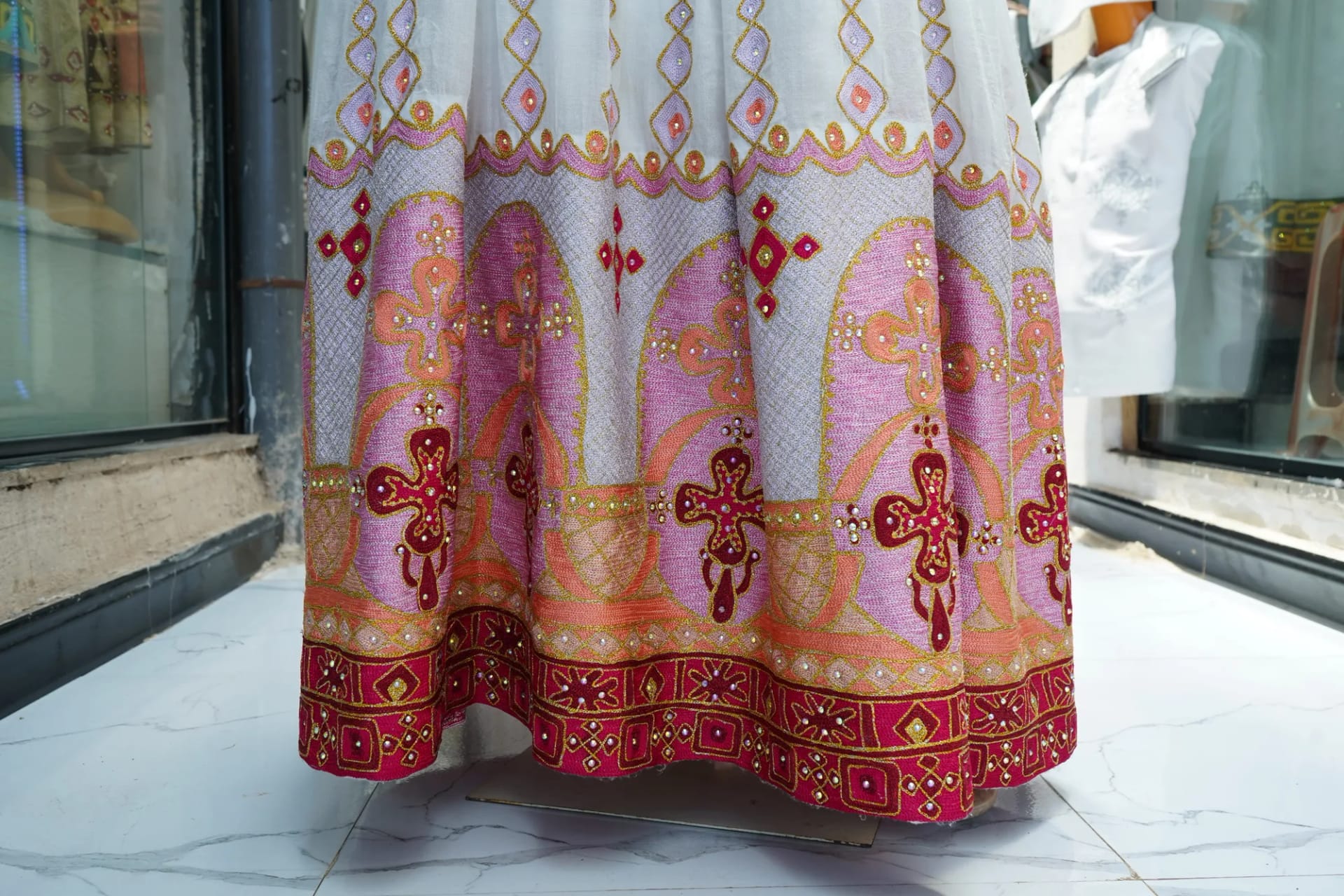 Hand made Tibeb Kemis for weeding, Habesha Kemis, Menen Cotton Wool fabric, Detail — Abysinia Design